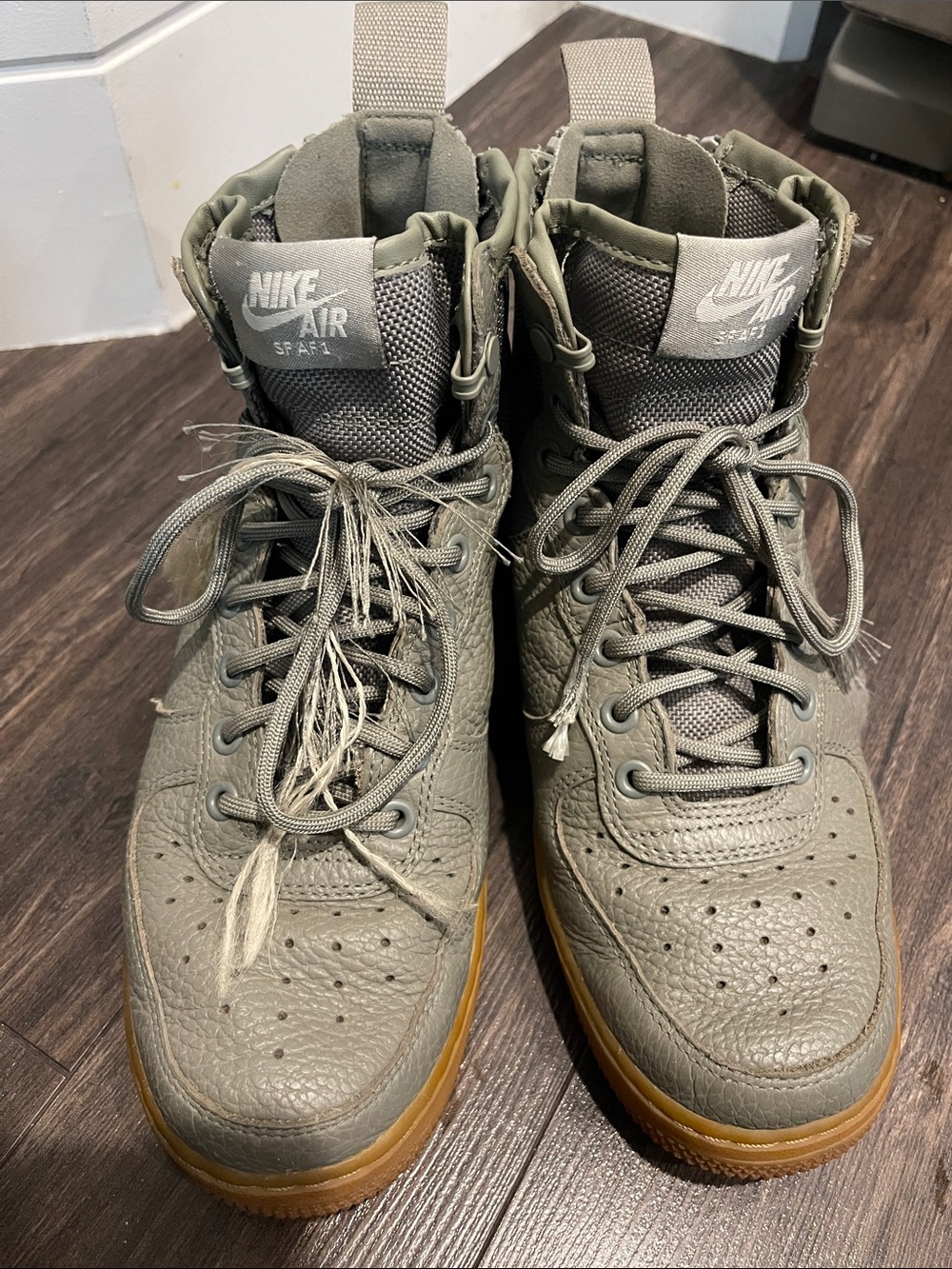 Nike SF Air Force 1 Mid Womens Sneakers Dark Stucco - Picture 2 of 7